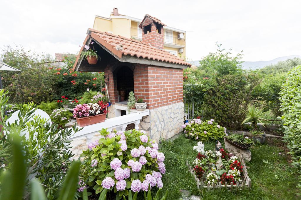 Apartment Dalmatia Kaštela Eksteriør bilde