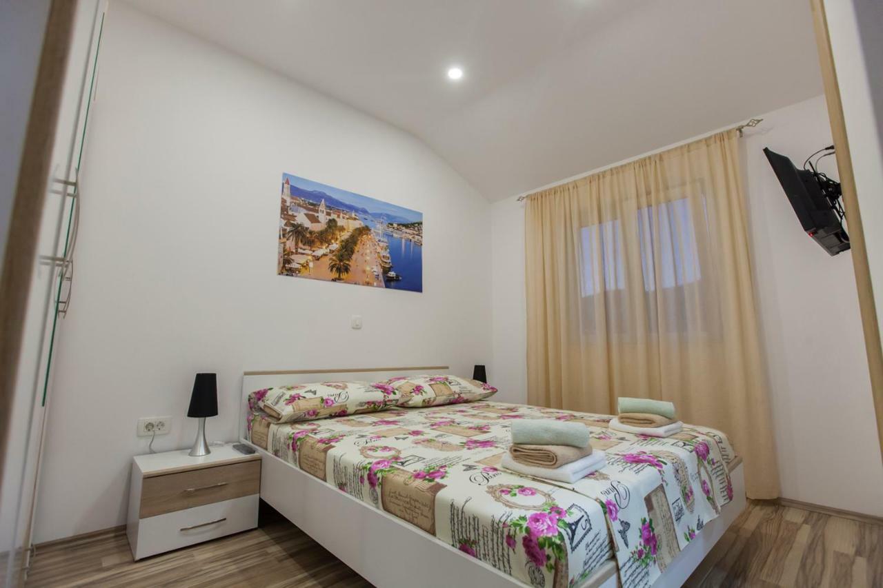 Apartment Dalmatia Kaštela Eksteriør bilde