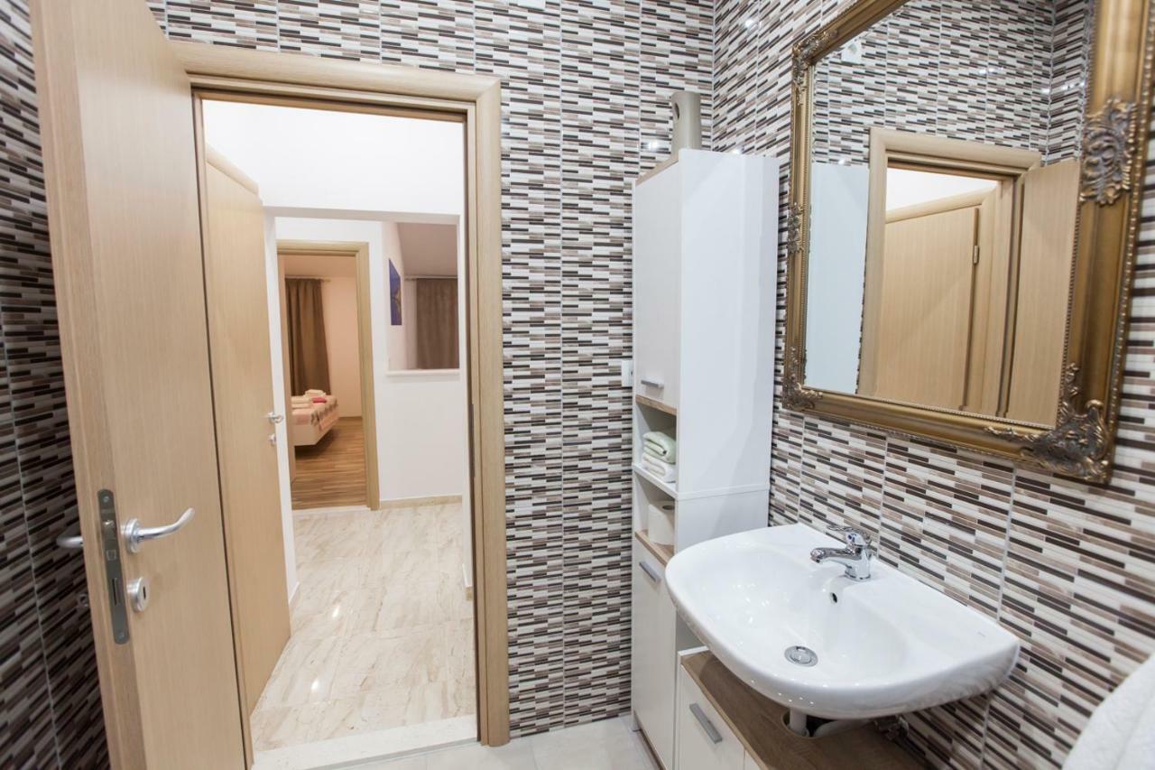 Apartment Dalmatia Kaštela Eksteriør bilde
