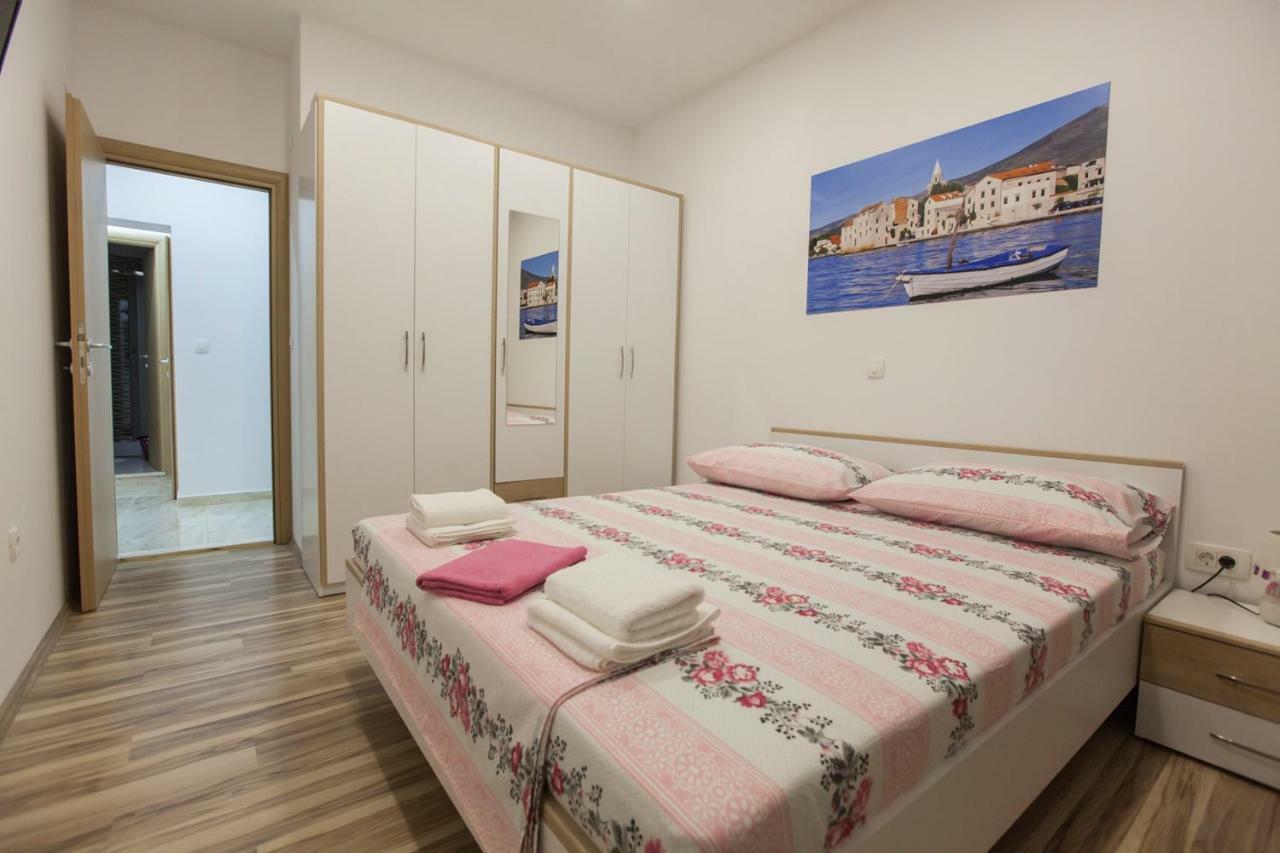 Apartment Dalmatia Kaštela Eksteriør bilde