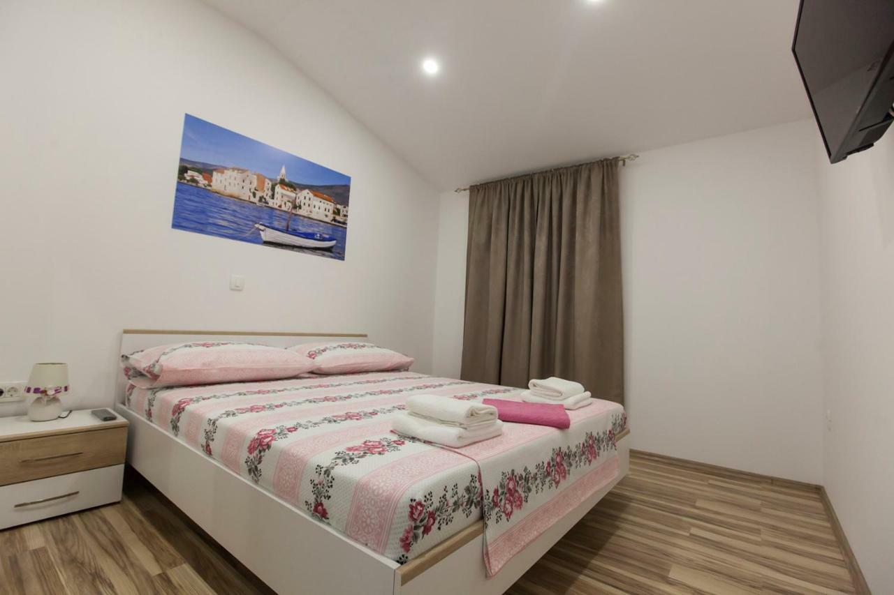 Apartment Dalmatia Kaštela Eksteriør bilde