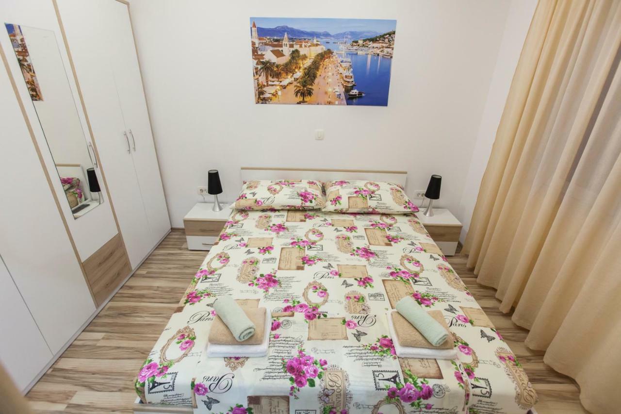 Apartment Dalmatia Kaštela Eksteriør bilde